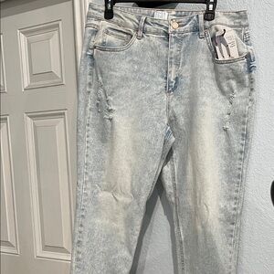 Time and Tru High  Rise Mom Light Wash Distressed Jeans